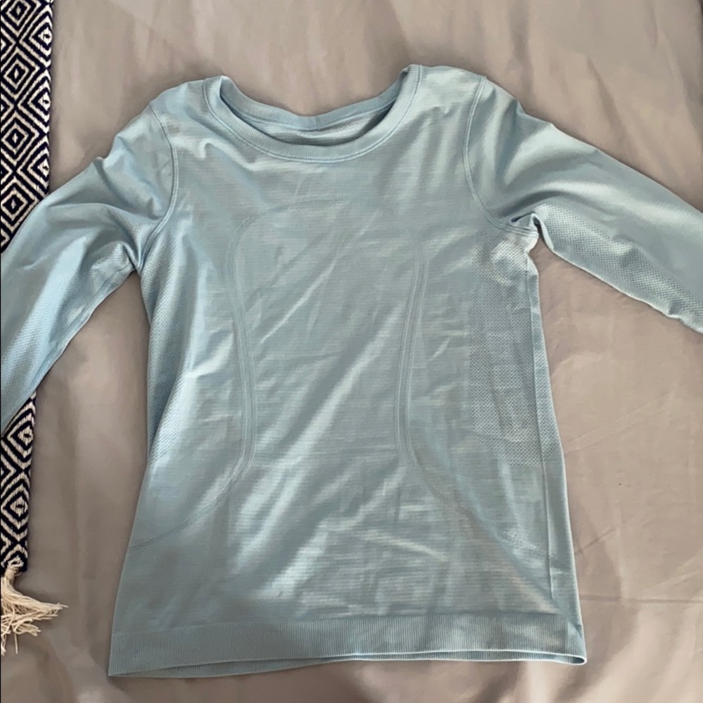Lululemon long sleeve top